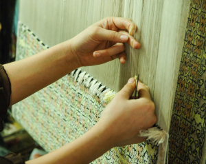Carpet Weaving And Shopping Tour In The Carpet Workshop